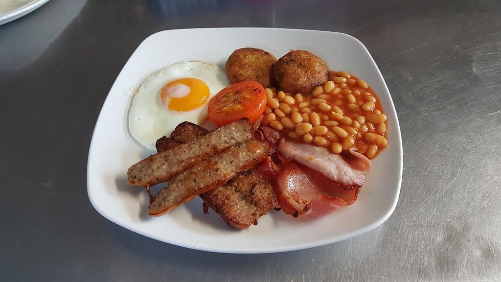 New Gurkha Inn 브레컨 외부 사진